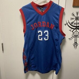 RARE VINTAGE JORDAN #23 BASKETBALL JERSEY Embroidered M‎ EXCELLENT CONDITION